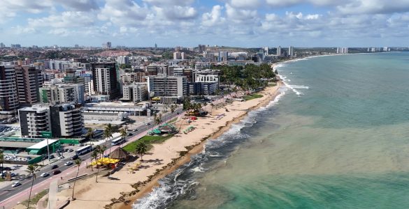 praticar esportes em Maceió aproveitando a orla