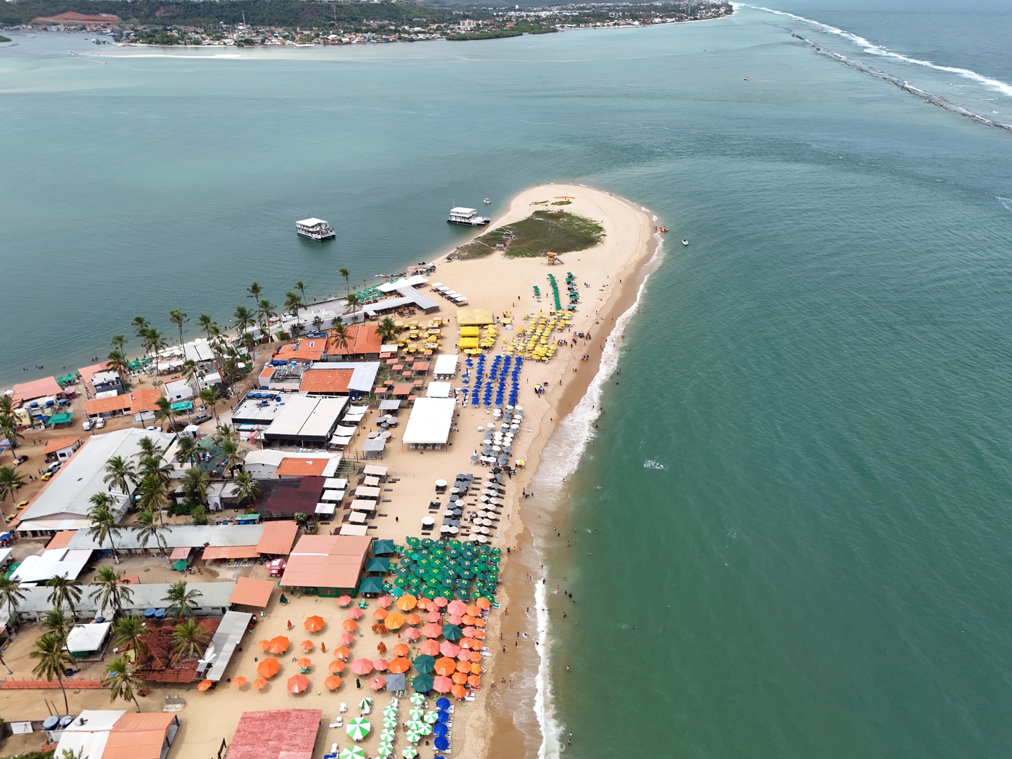 Praia do Gunga vista de cima.
