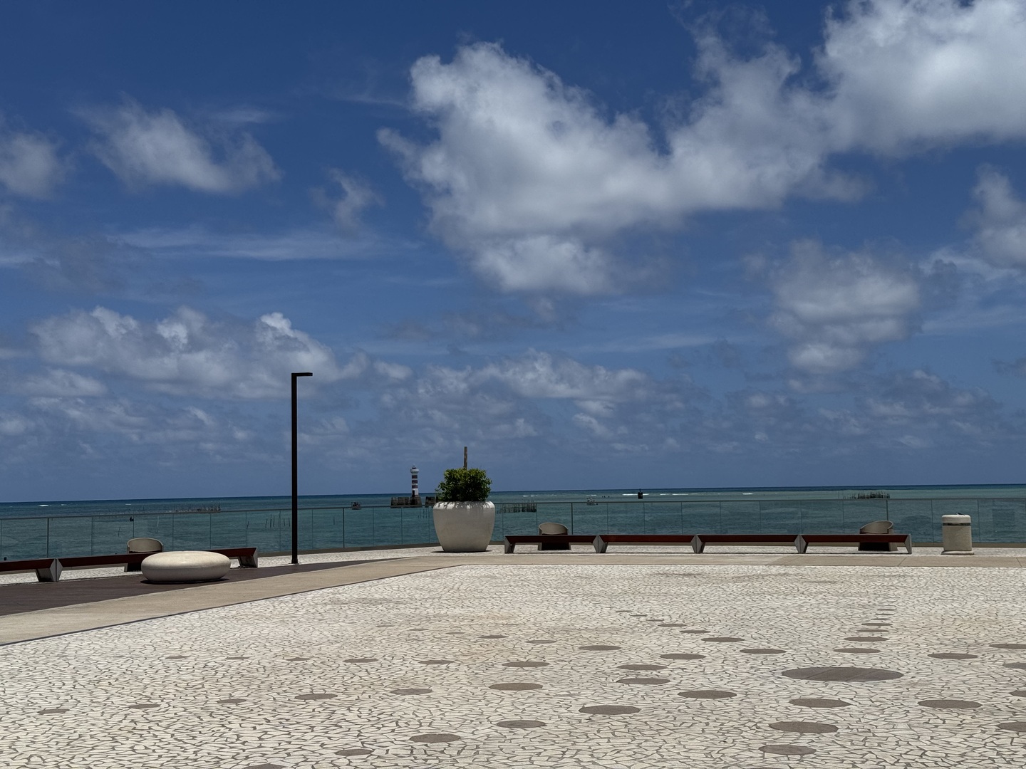 Área para observação da natureza no Marco dos Corais.